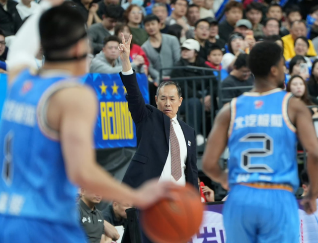 世界杯直播软件下载中心-北京首钢VS山西男篮！许利民拒绝输球，斯佩尔曼缺席，央视直播